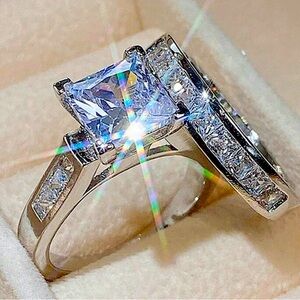 2PC/Set Fashion Cubic Zirconia Ring For Women For Wedding Anniversary New no tag